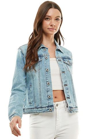 Casual Jean Jacket With Buttons - light wash denim jacket with button front and flap chest pockets. #Firefly Lane Boutique1