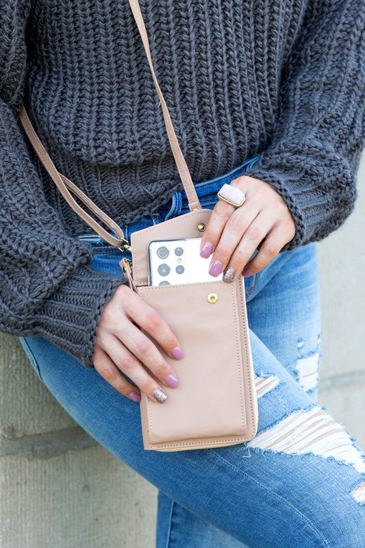 Crossbody Bag For IPhone -beige crossbody bag that will hold your iPhone or phone with inside pockets #Firefly Lane Boutique1