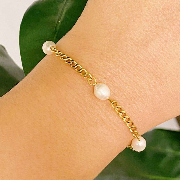 Freshwater Pearls On Chain Bracelet #Firefly Lane Boutique1