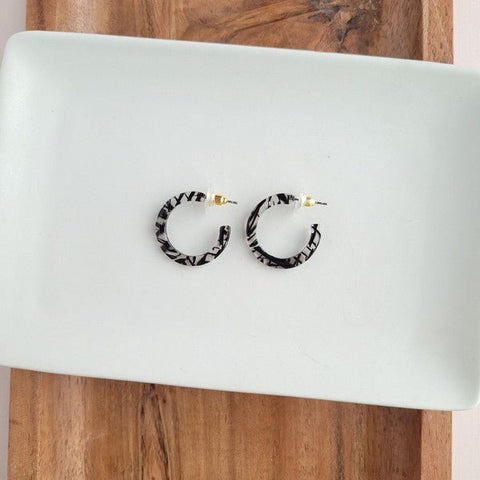 Get Noticed With Our Mini Black & Clear Hoops #Firefly Lane Boutique1