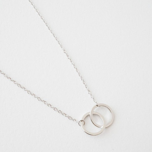 Interlocking 18k Double Circle Pendant Necklace #Firefly Lane Boutique1