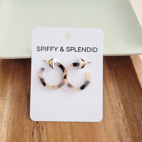Mini Acrylic Blonde Tortoise Hoop Earrings #Firefly Lane Boutique1