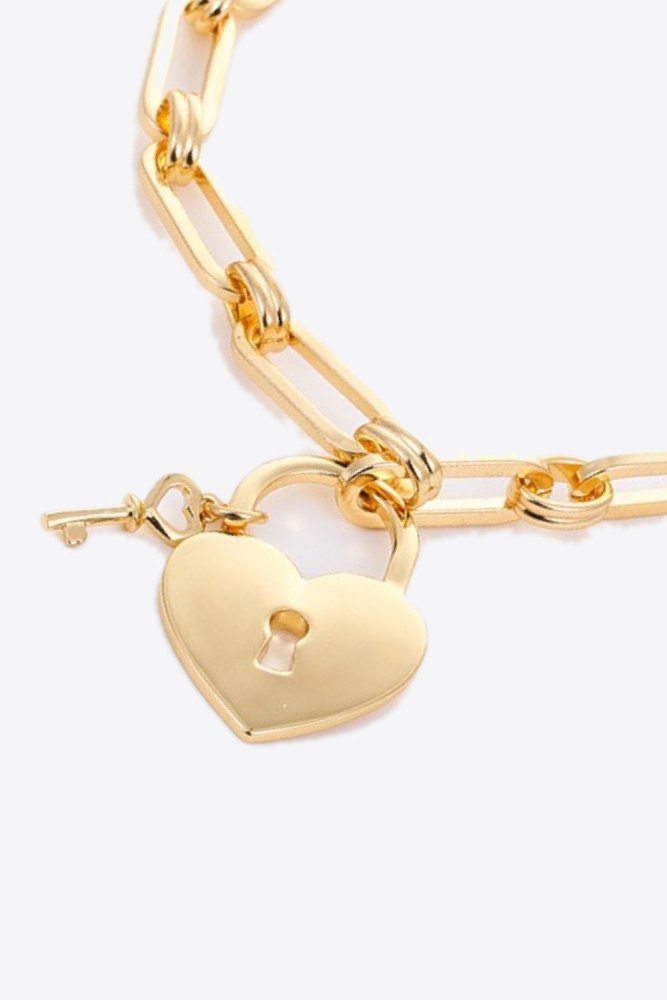 Paperclip Bracelet with Heart Charm #Firefly Lane Boutique1