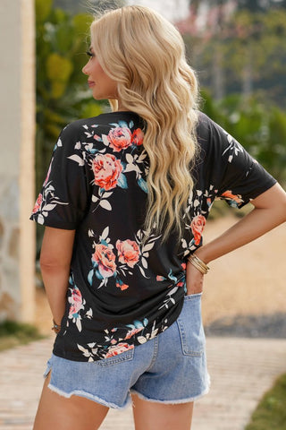Summer Blooms Floral Print Crewneck T-Shirt #Firefly Lane Boutique1